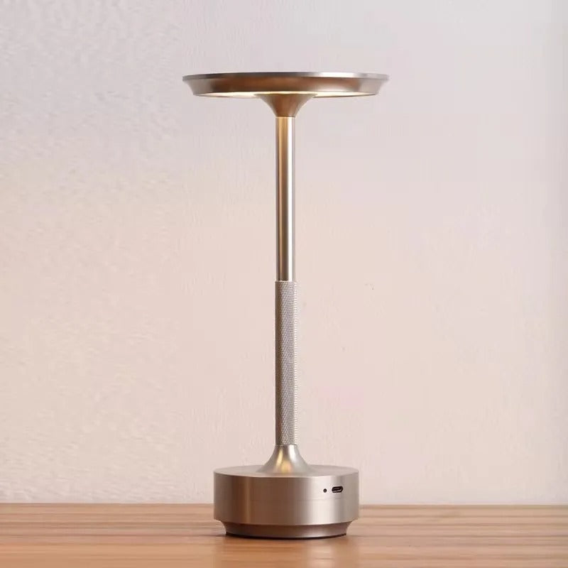 💡 Wireless Simple Charging LED Desk Lamp